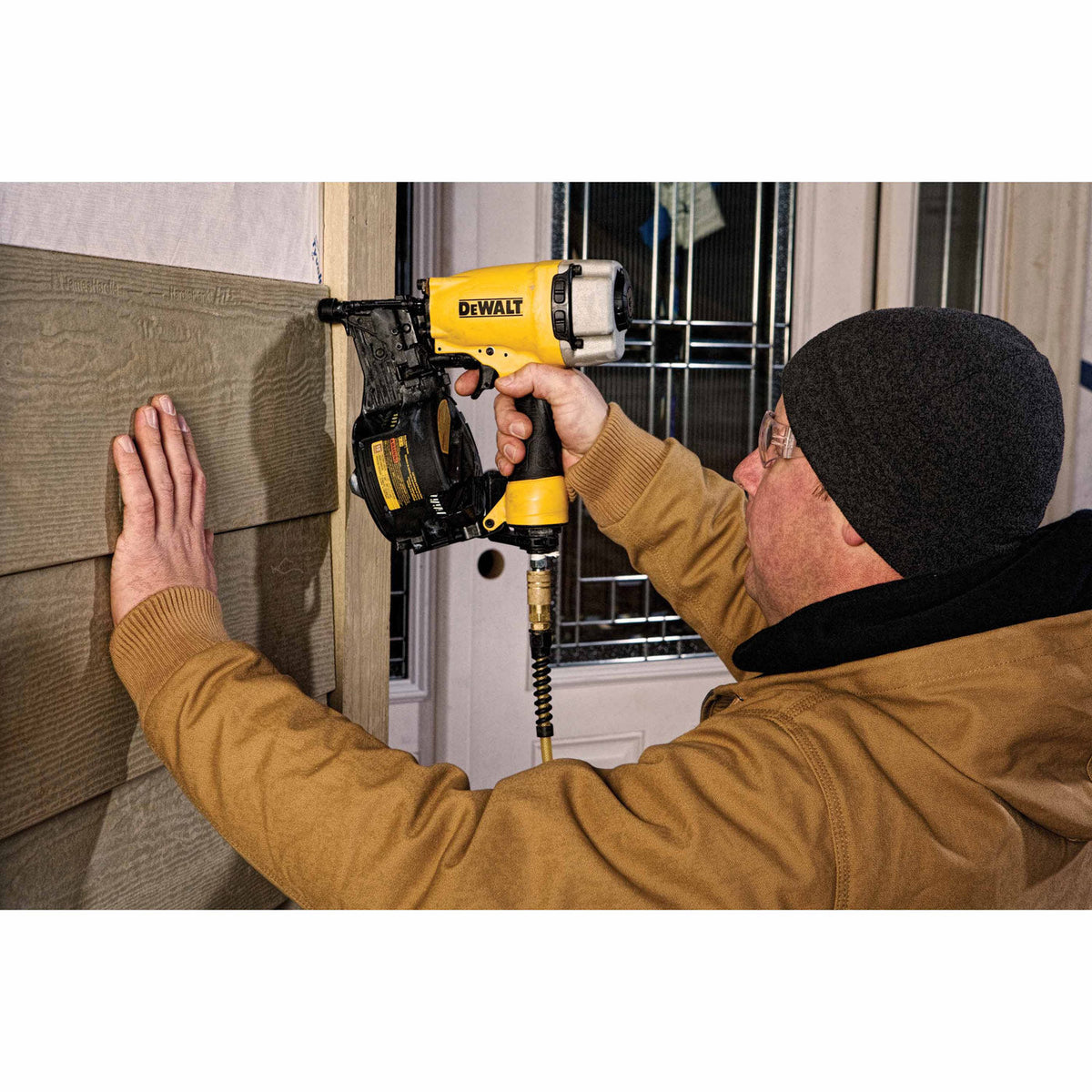 DeWalt DW66C-1 15 Degree Coil Siding and Fencing Nailer