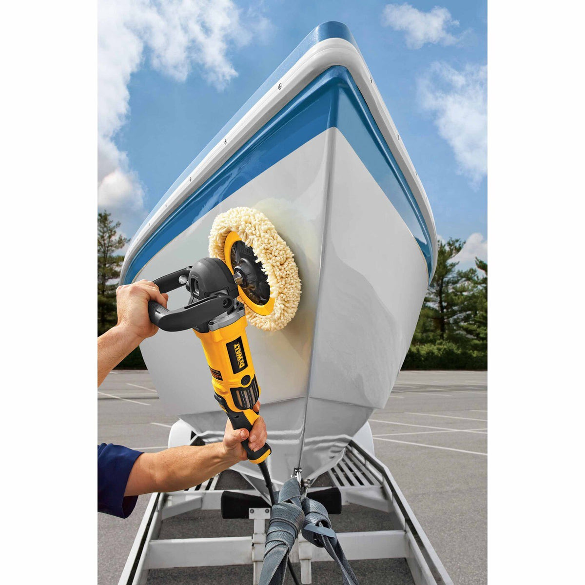 DeWalt DWP849X 7" / 9" Variable Speed Polisher with Soft Start