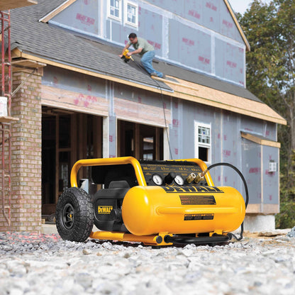 DeWalt D55146 1.6 HP Continuous, 225 PSI, 4.5 Gallon Compressor