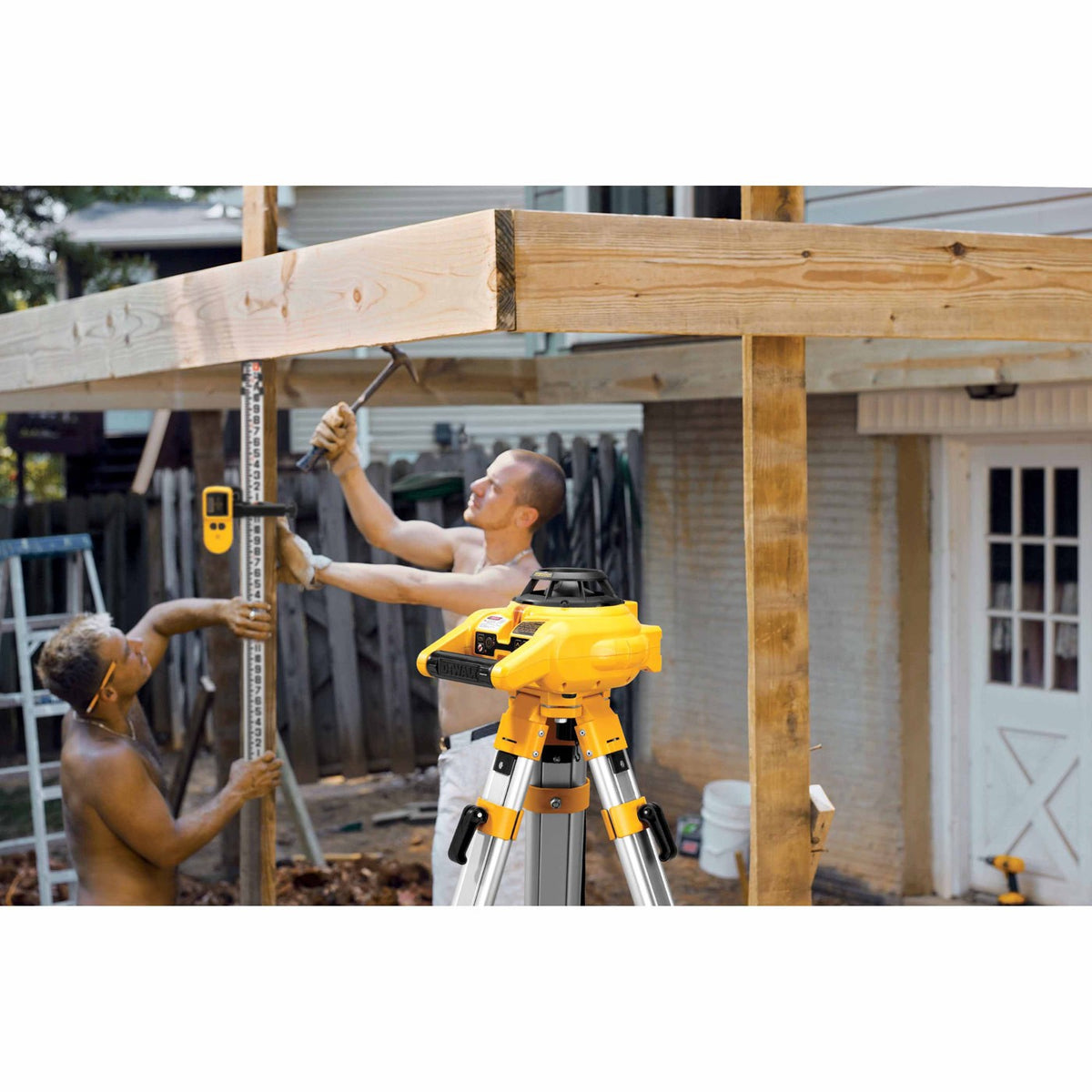 DeWalt DW074KD Heavy-Duty Self-Leveling Interior/Exterior Rotary Laser