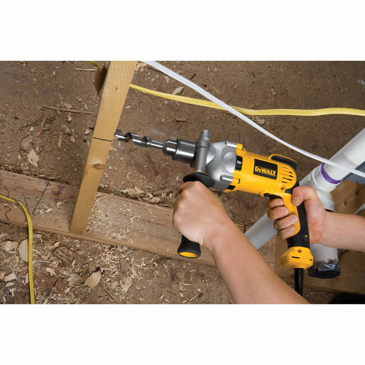 DeWalt DWD210G Heavy-Duty 1/2" VSR Pistol Grip Drill