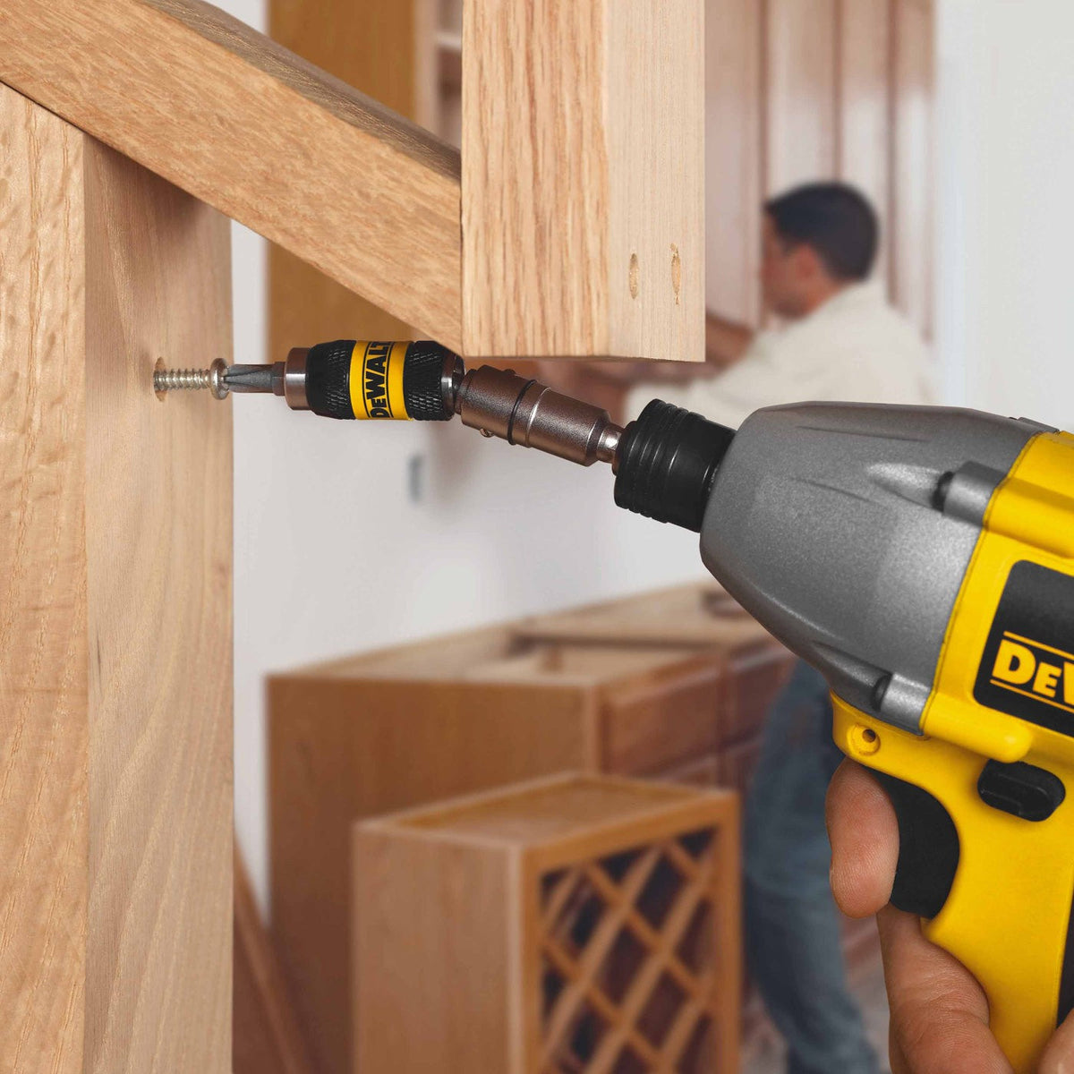 DeWalt DWPVTHLD Pivoting Bit Tip Holder