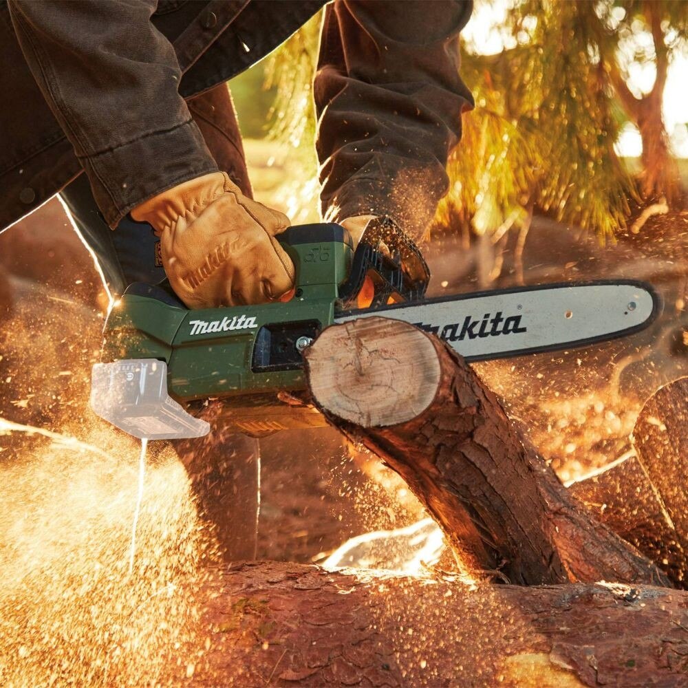 Makita ADCU10Z Outdoor Adventure 18V LXT 12" Top Handle Chain Saw