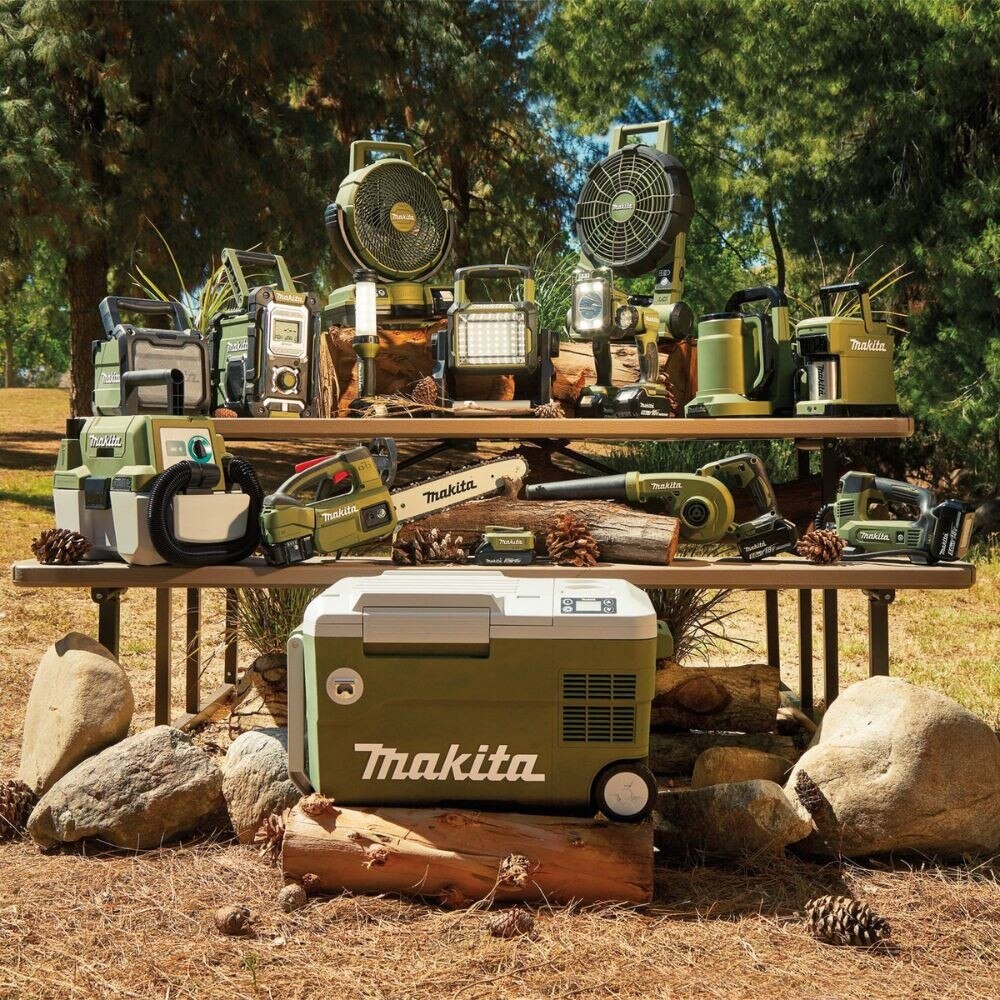 Makita ADML807 Outdoor Adventure 18V LXT L.E.D. Lantern/Flashlight