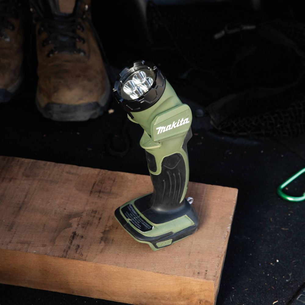 Makita ADML815 Outdoor Adventure 18V LXT L.E.D. Flashlight