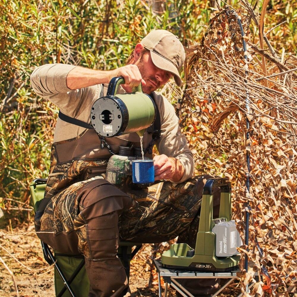 Makita ADTK01Z Outdoor Adventure 36V (18V X2) LXT Hot Water Kettle