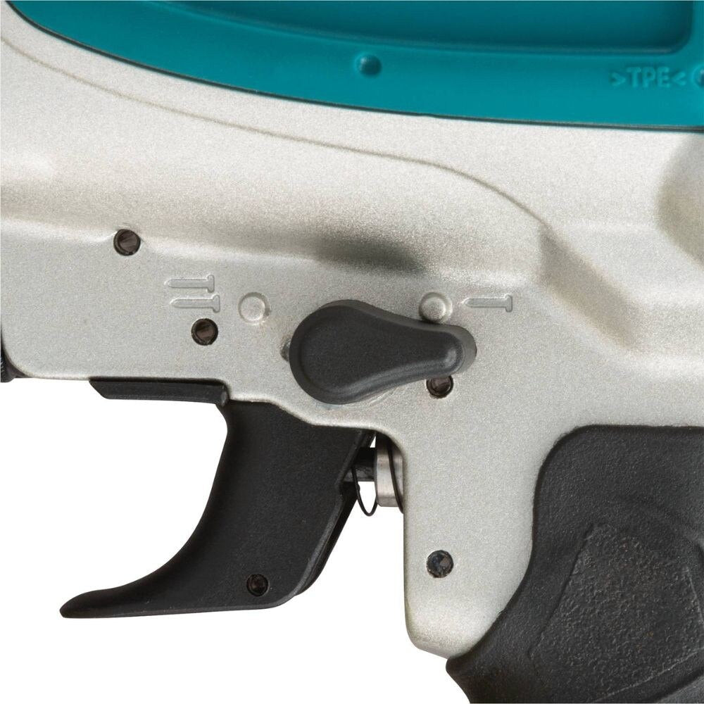 Makita AN613 2-1/2" Siding Coil Nailer