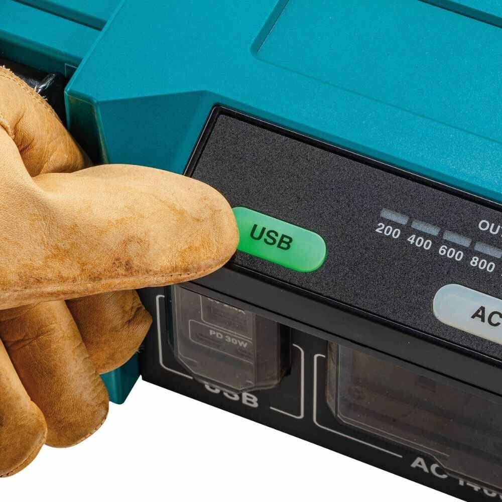 Makita BAC01 40V max ConnectX™ Portable Power Station
