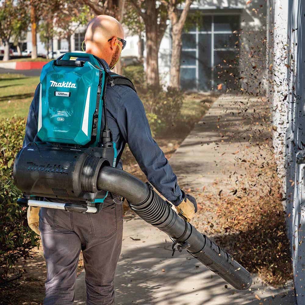 Makita CBU02Z 40V Max ConnectX Brushless Backpack Blower, Tool Only
