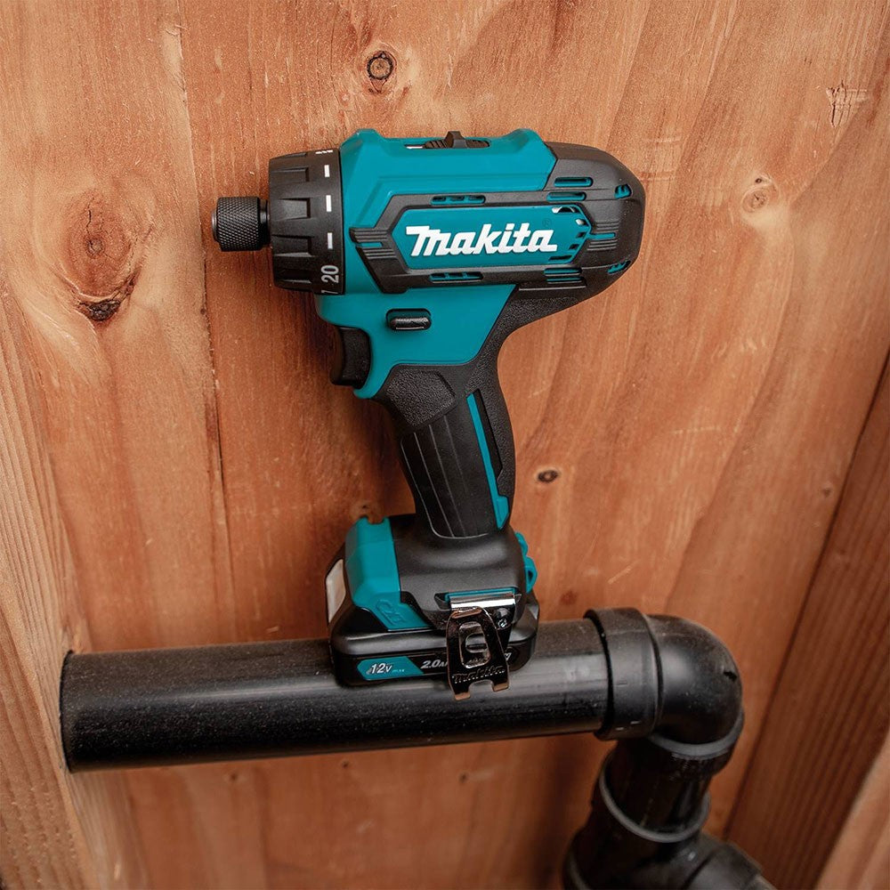 Makita FD10R1 12V Max CXT Lithium-Ion 1/4 In. Hex Driver-Drill Kit(2.0Ah)
