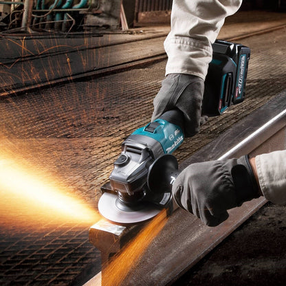 Makita GAG01M1 40V max XGT® 4-1/2” / 5" Angle Grinder Kit