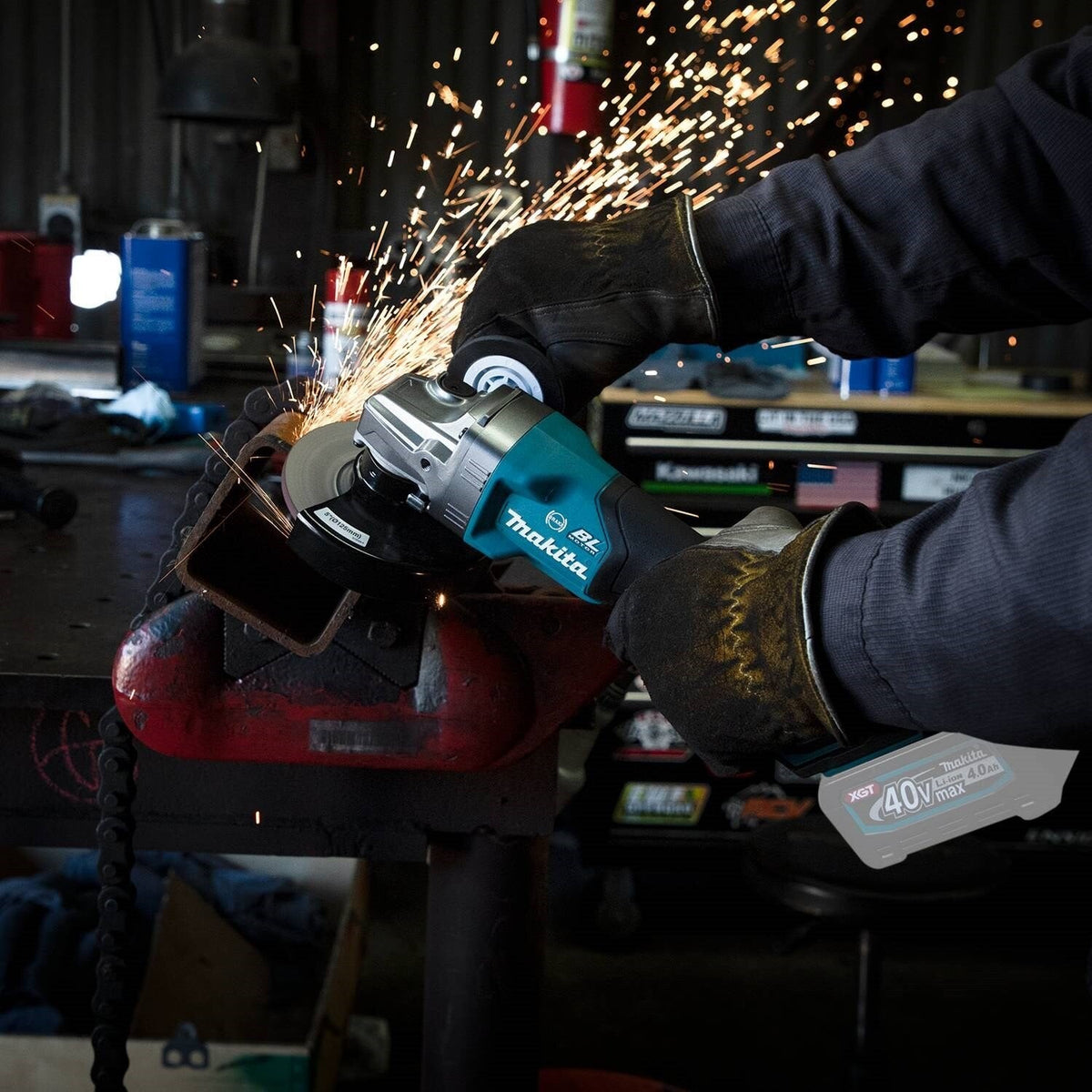Makita GAG03Z 40V max XGT® 4-1/2” / 5" Paddle Switch Angle Grinder
