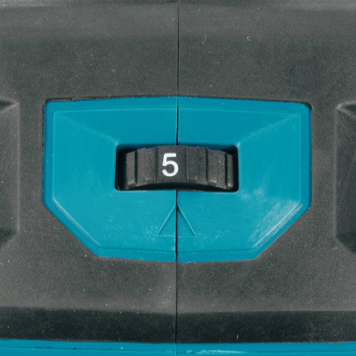 Makita GAG04M1 40V max XGT® 4-1/2” / 5" Angle Grinder Kit