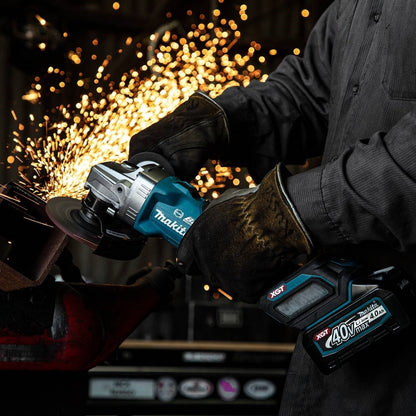Makita GAG04M1 40V max XGT® 4-1/2” / 5" Angle Grinder Kit