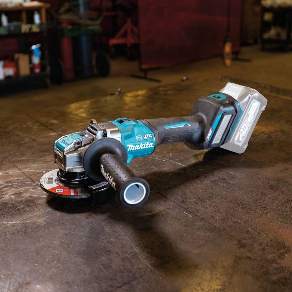 Makita GAG11Z 40V max XGT Brushless Cordless 4-1/2" / 5" X-LOCK Angle Grinder, with Electric Brake, AWS Capable, Tool Only