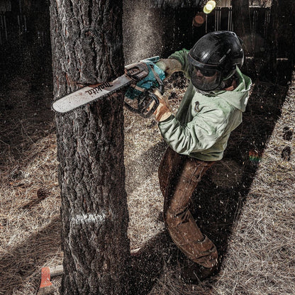 Makita GCU08E 40V Max XGT Brushless Cordless 20" Chain Saw Kit with High Power Battery (8.0Ah)
