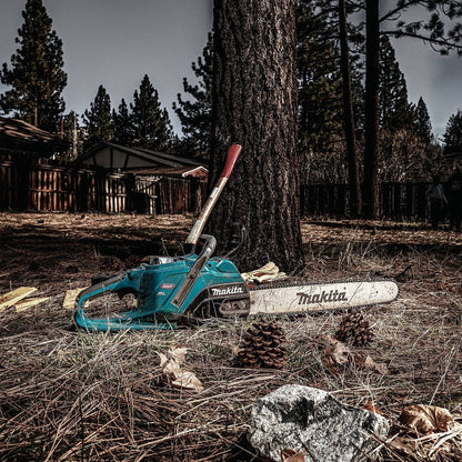 Makita GCU08E 40V Max XGT Brushless Cordless 20" Chain Saw Kit with High Power Battery (8.0Ah)