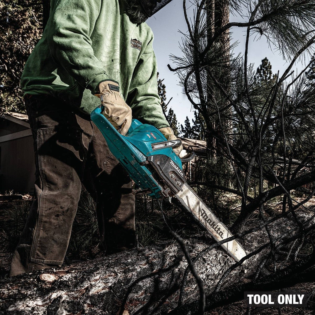 Makita GCU08Z 40V Max XGT Brushless Cordless 20" Chain Saw Tool Only