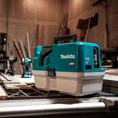 Makita GCV14Z 40V max XGT Brushless Cordless 2 Gallon HEPA Wet/Dry Dust Extractor/Vacuum, Tool Only