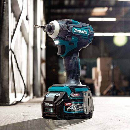 Makita GDT04D 40V max XGT Brushless High Torque 4-Speed Impact Driver Kit (2.5Ah Batteries)