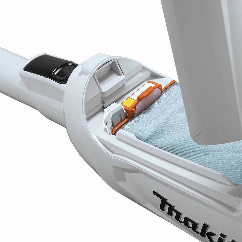 Makita GLC02Z 40V max XGT Brushless Cordless 4-Speed Compact Stick Vacuum, w/ Dust Bag, Tool Only