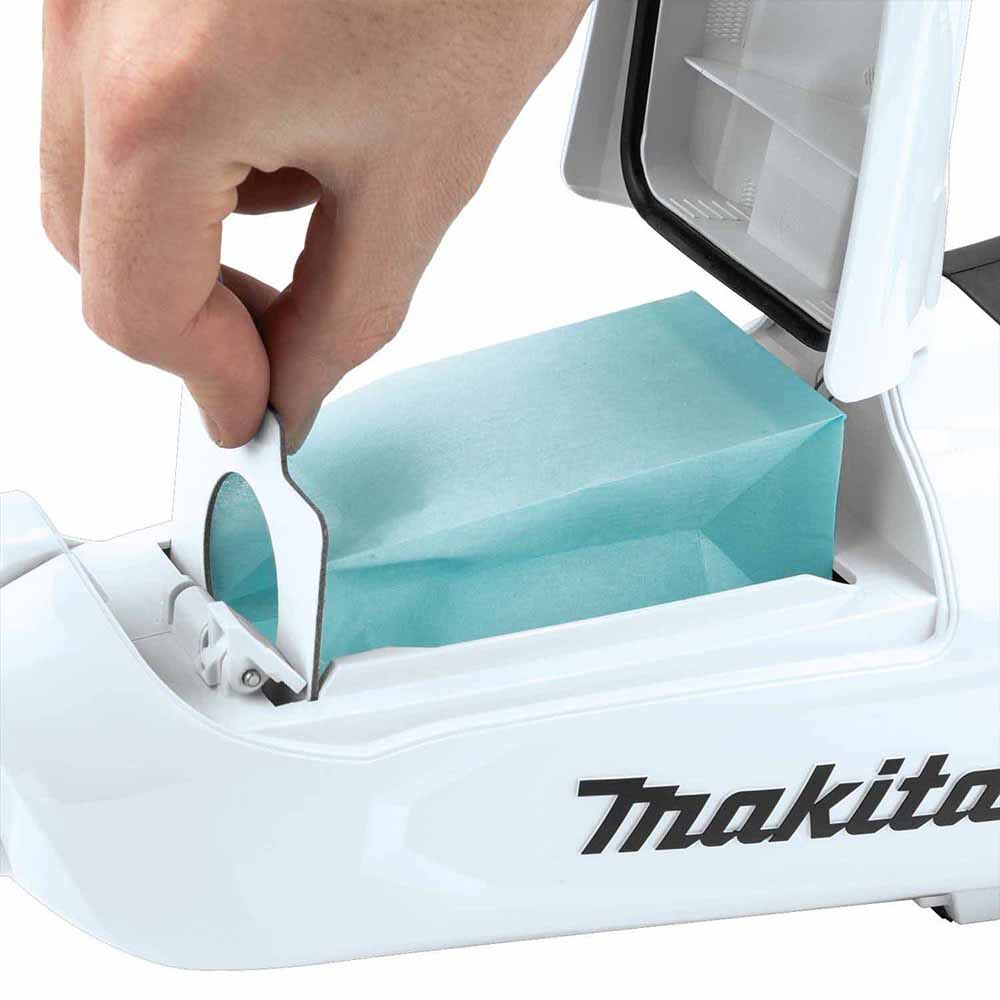 Makita GLC02Z 40V max XGT Brushless Cordless 4-Speed Compact Stick Vacuum, w/ Dust Bag, Tool Only