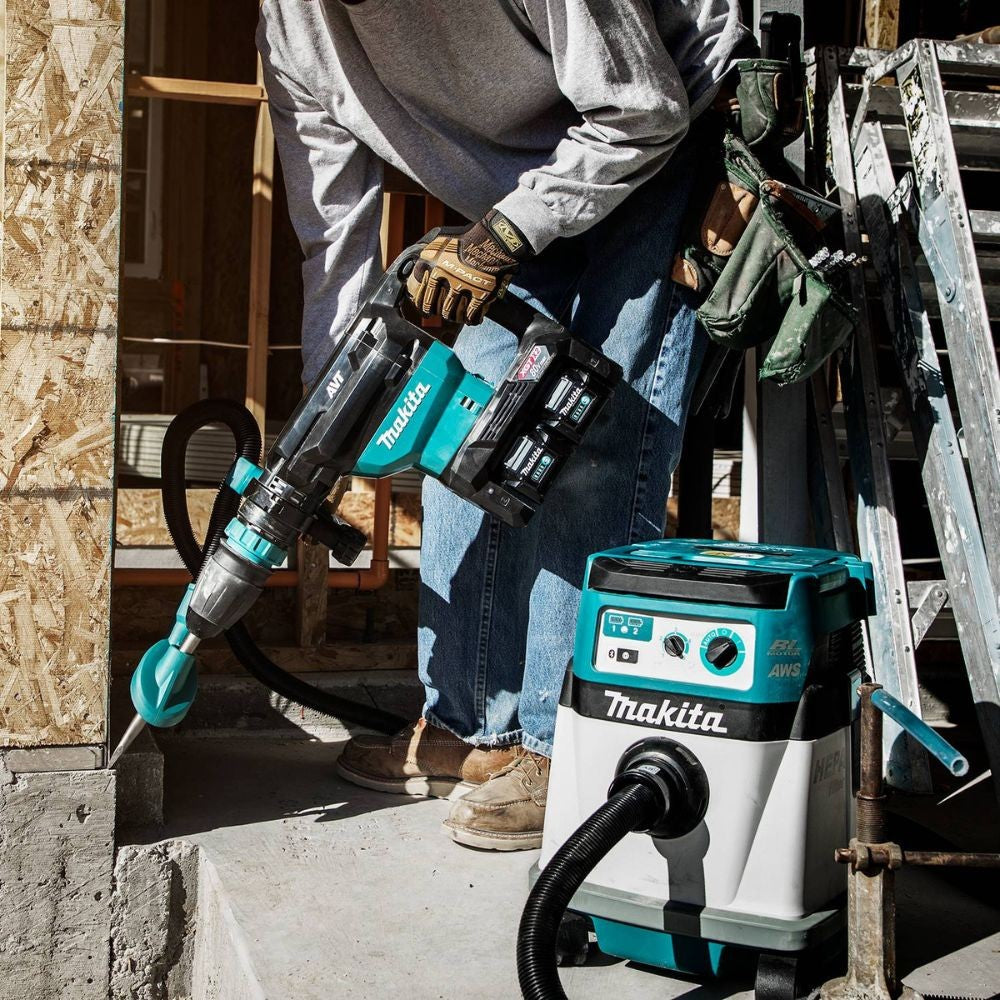 Makita GMH02PM 80V max (40V max X2) XGT Brushless 28 lb. AVT Demolition Hammer Kit, accepts SDS-MAX bits, dual port charger, AWS Capable, case (4.0Ah)