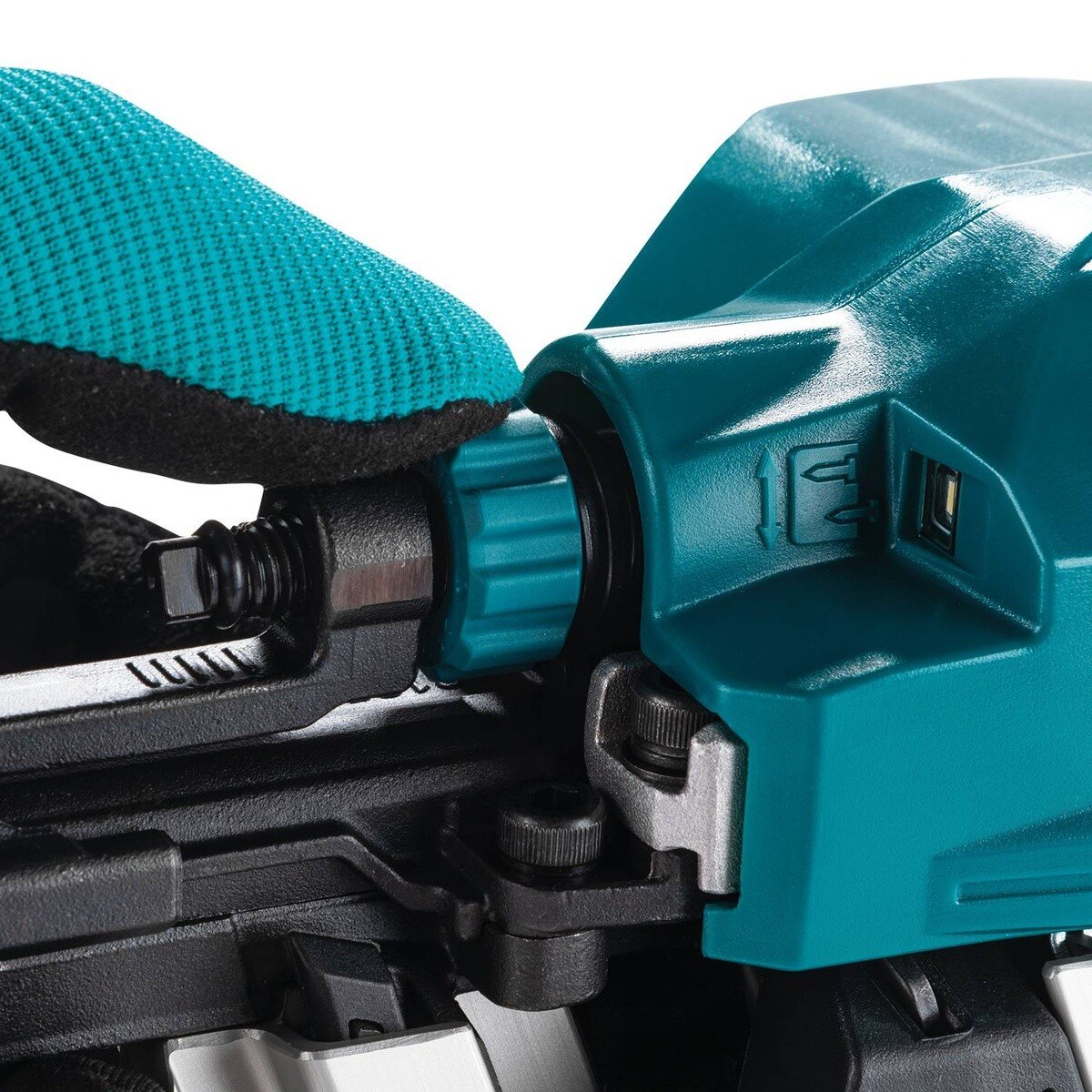 Makita GNB01Z 40V Max XGT Brushless Cordless 30 Degree Clipped Head 3-1/2" Framing Nailer Tool Only