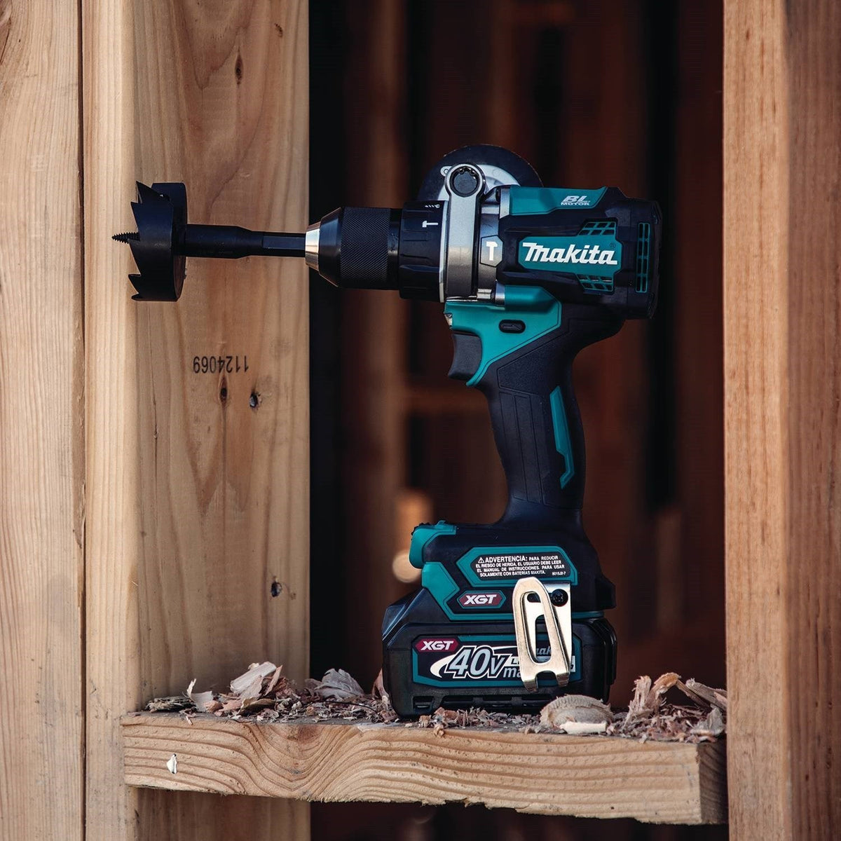 Makita GPH01D 40V max XGT® 1/2" Hammer Driver-Drill Kit (2.5Ah)