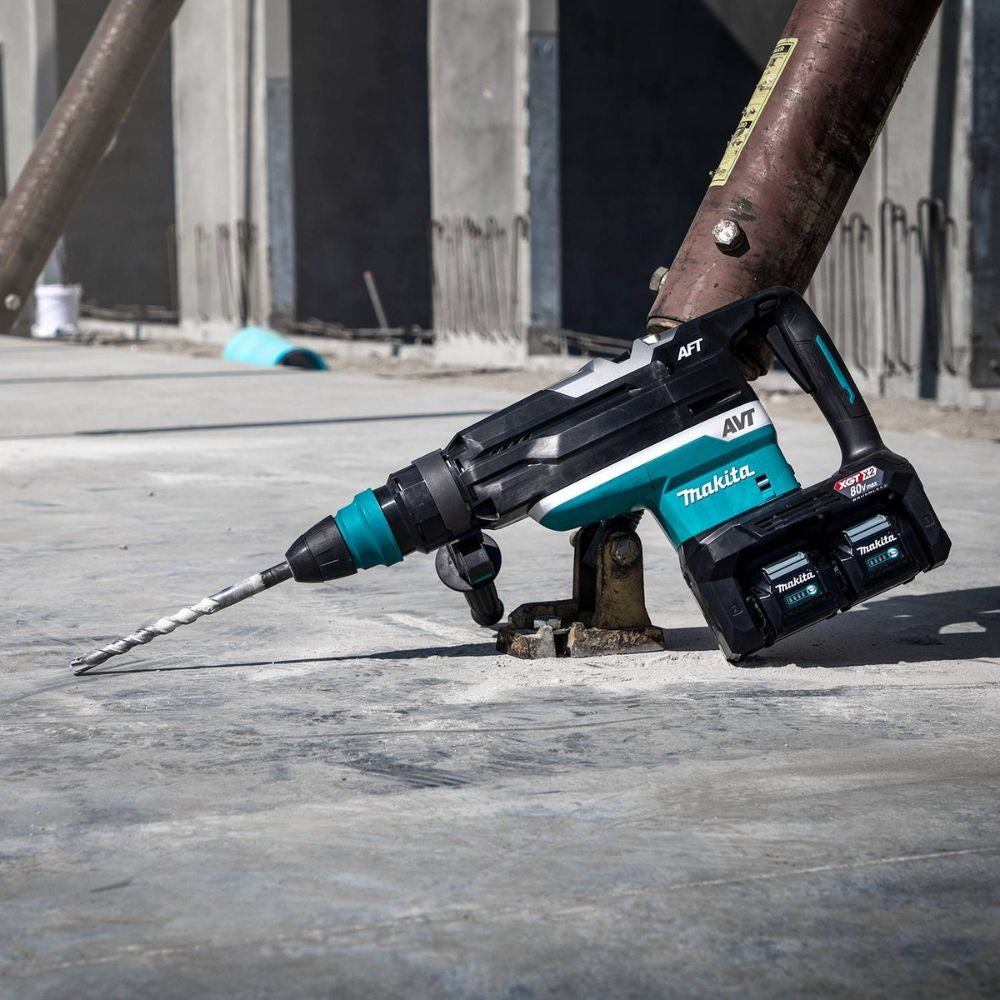 Makita GRH06PM 80V max (40V max X2) XGT Brushless 2" AVT Rotary Hammer Kit, accepts SDS-MAX bits, AFT, dual port charge, AWS Capable, case (4.0Ah)