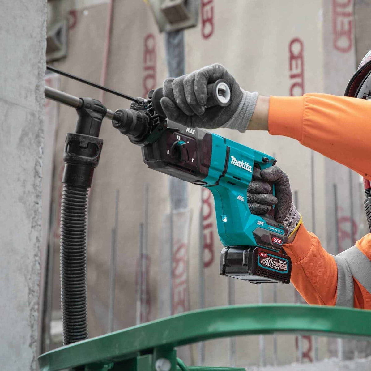 Makita GRH07M1 40V max XGT Rotary Hammer (D-Handle) Kit