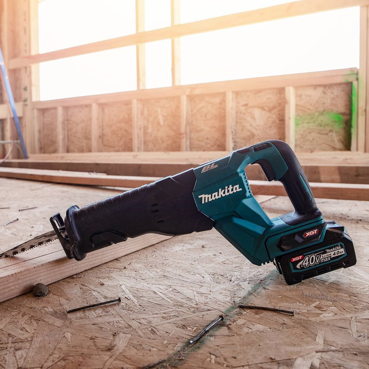 Makita GRJ01M1 40V max XGT® Recipro Saw Kit, 4.0Ah