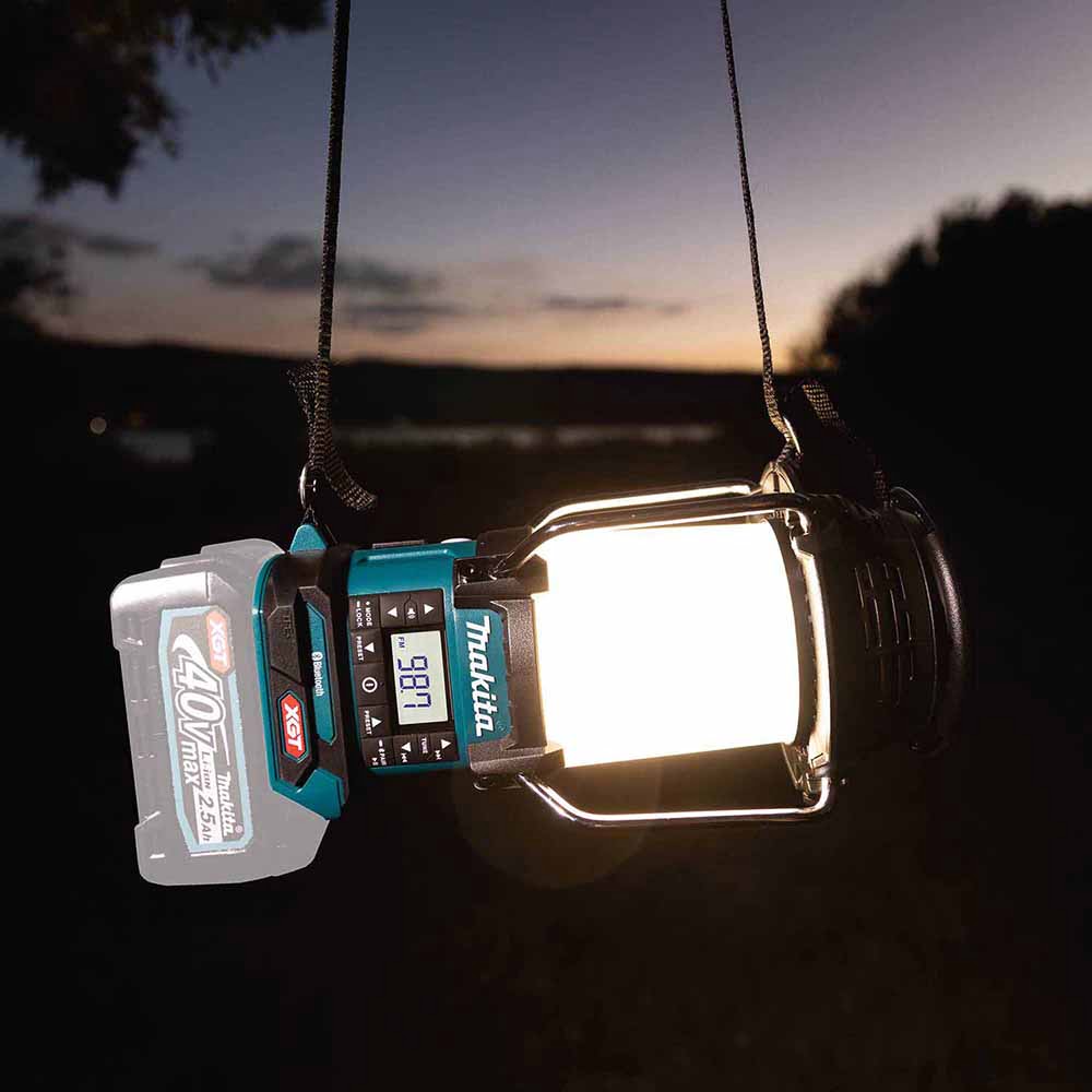 Makita GRM04 40V max XGT Cordless Lantern with Radio, Tool Only