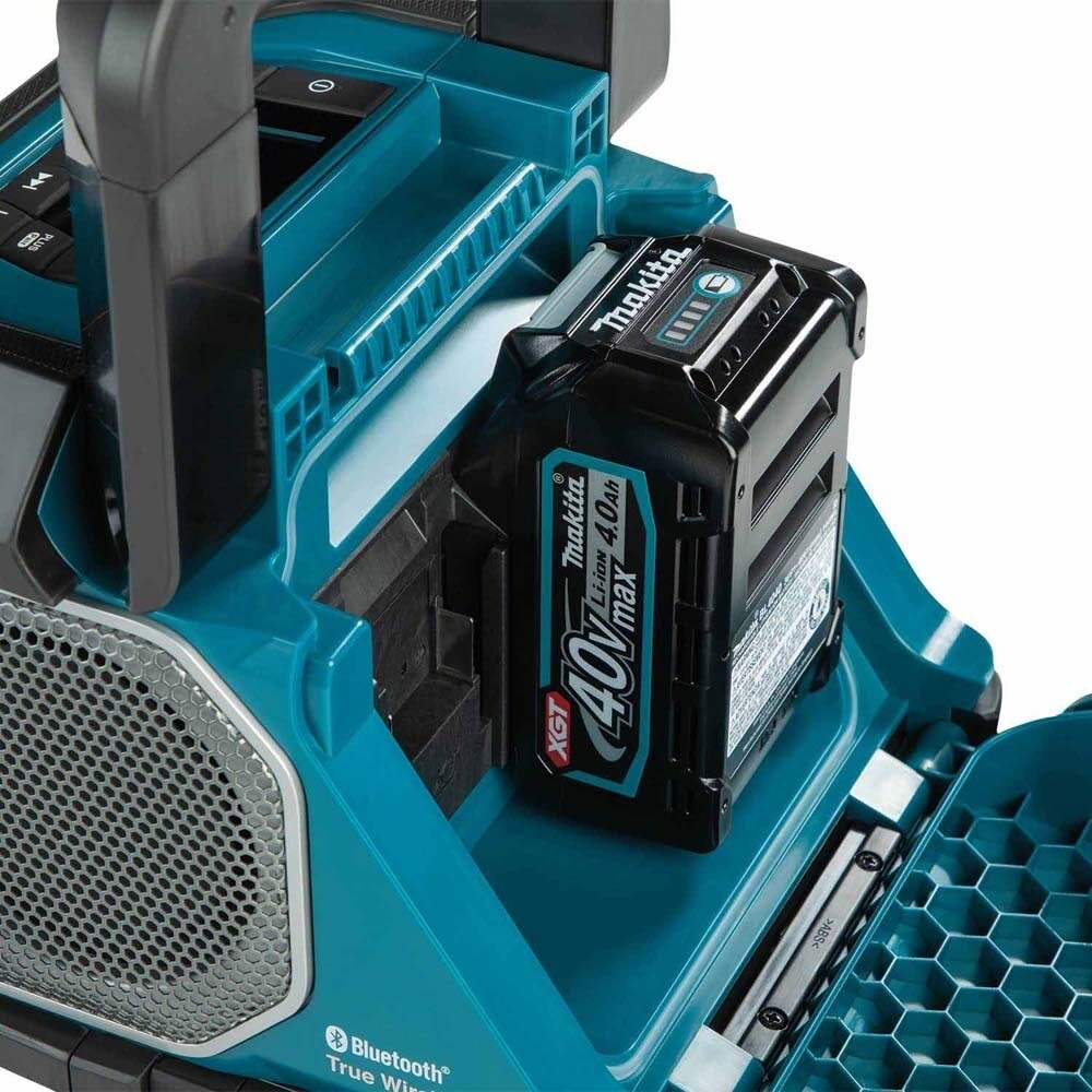 Makita GRM05 40V max XGT / 18V LXT Lithium-Ion Cordless/Corded Bluetooth Job Site Speaker (Tool Only)