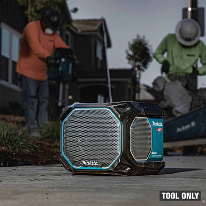 Makita GRM05 40V max XGT / 18V LXT Lithium-Ion Cordless/Corded Bluetooth Job Site Speaker (Tool Only)