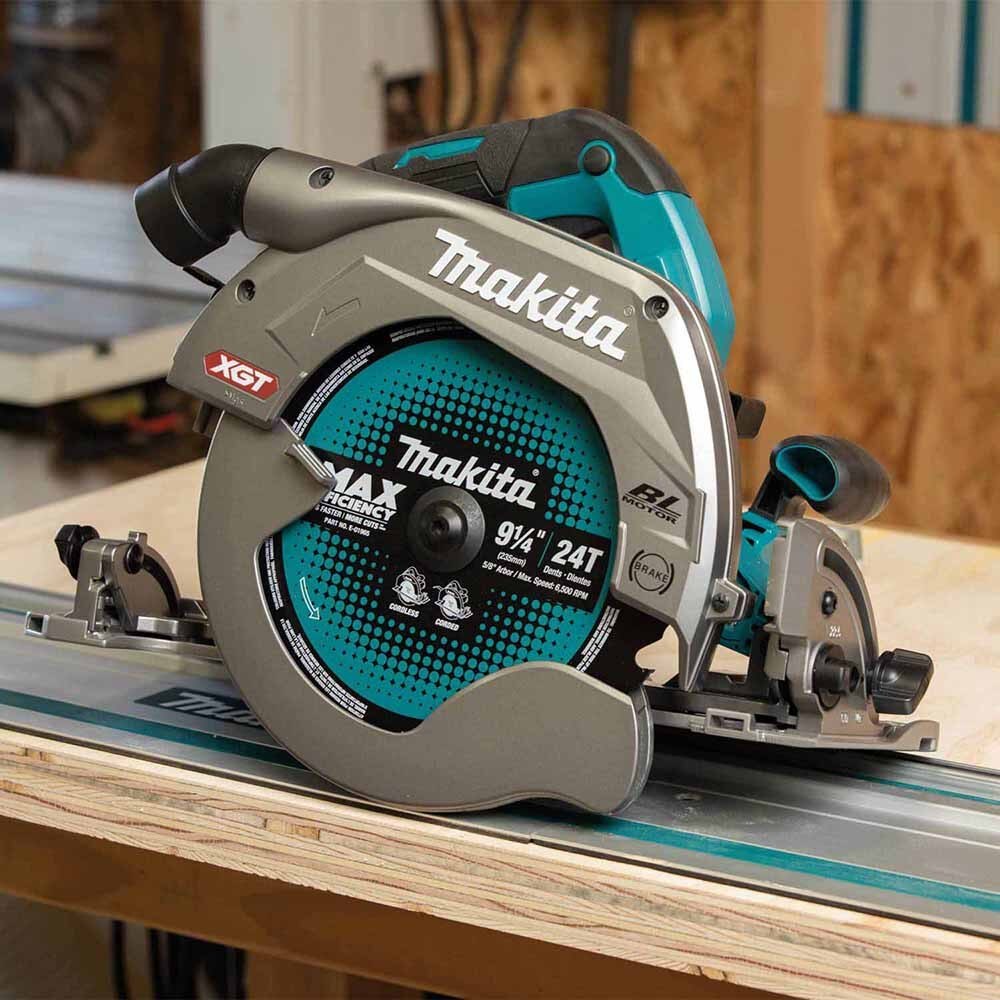 Makita GSH03Z 40V max XGT Brushless Cordless 9-1/4" Circular Saw with Guide Rail Compatible Base, AWS Capable, Tool Only