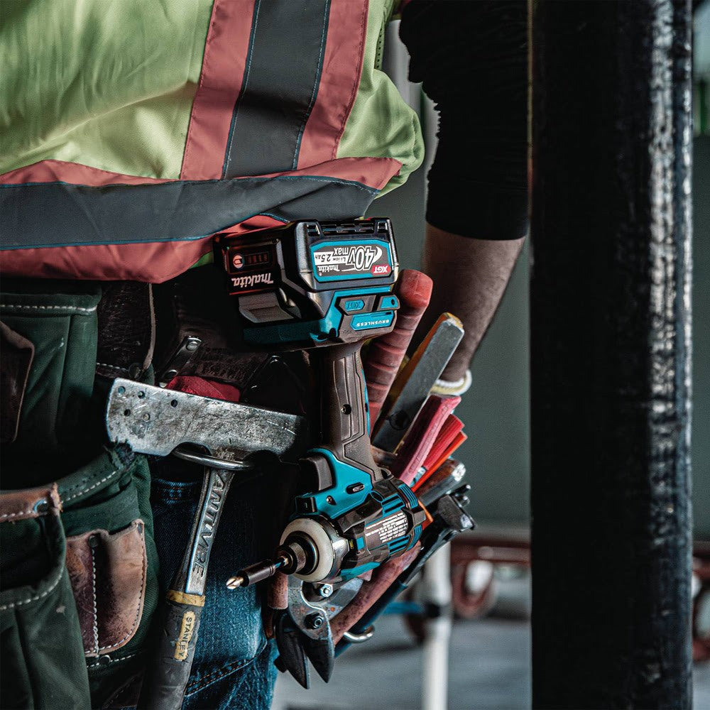 Makita GT501M 40V max XGT Brushless Cordless 5-Pc. Combo Kit (4.0Ah)