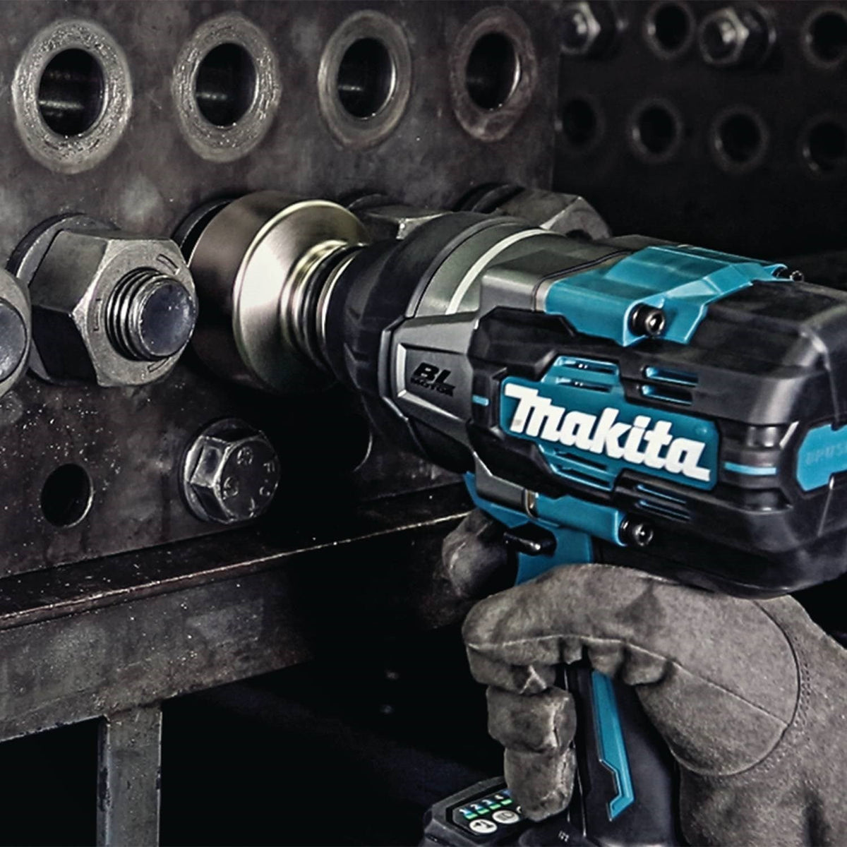 Makita GWT01D 40V max XGT® Impact Wrench Kit