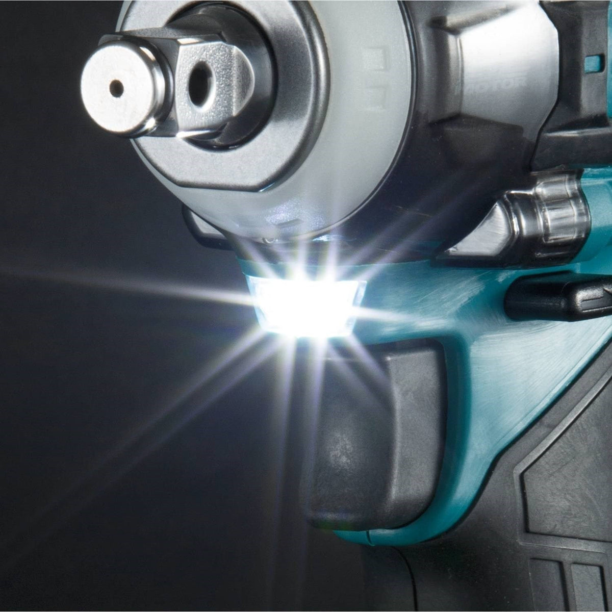 Makita GWT04D 40V max XGT® Impact Wrench Kit