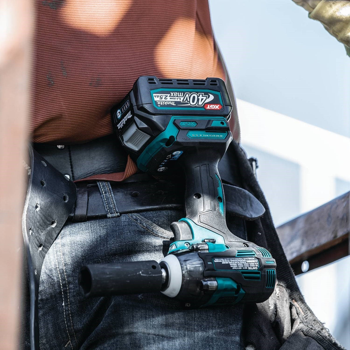 Makita GWT04D 40V max XGT® Impact Wrench Kit