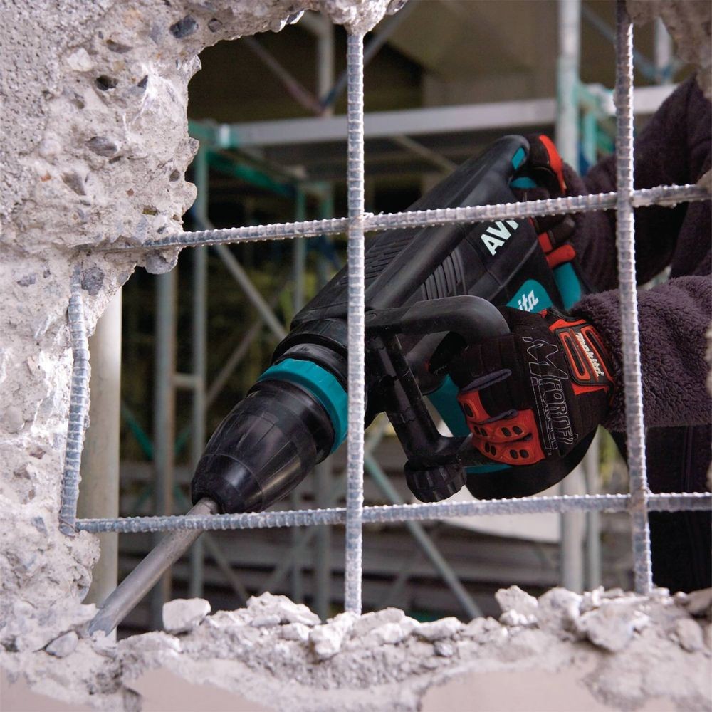 Makita HM1213C 23 lb. AVT Demolition Hammer, accepts SDS-MAX bits, var. spd., case