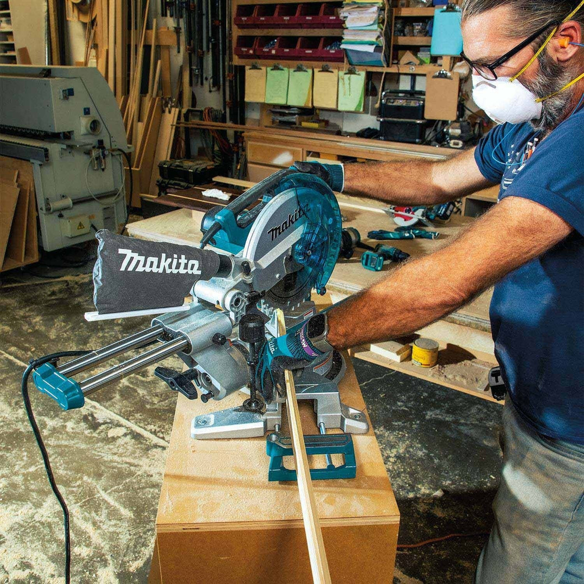 Makita LS1110F 10 in. Sliding Compound Miter Saw with LED Cut Line, 13A Motor, 4,500 RPM (Tool Only)