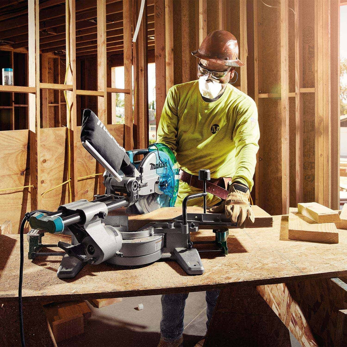 Makita LS1110F 10 in. Sliding Compound Miter Saw with LED Cut Line, 13A Motor, 4,500 RPM (Tool Only)