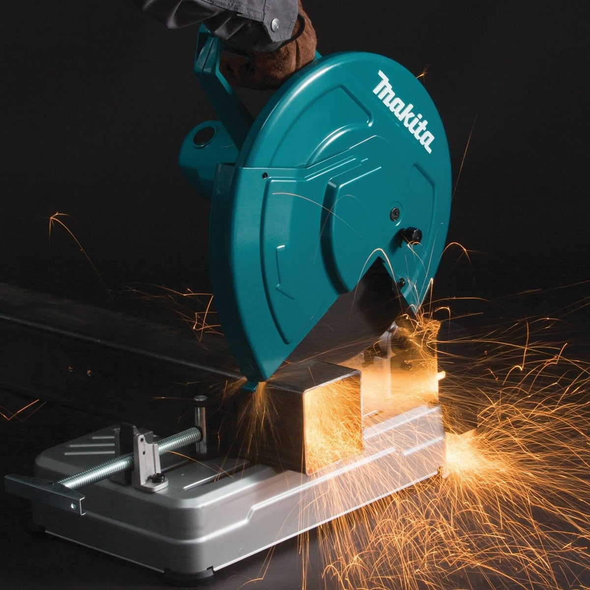 Makita LW1400 14" Cut-Off Saw with Tool-Less Wheel Change