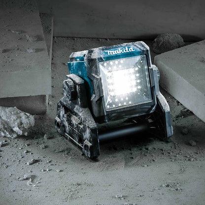 Makita ML003G 40V max XGT® Cordless L.E.D. Work Light, Light Only