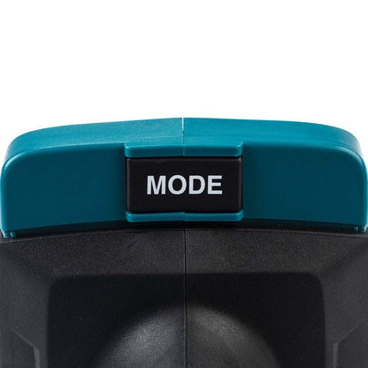 Makita ML007G 40V max XGT Cordless L.E.D. Flashlight / Spotlight (Tool Only)