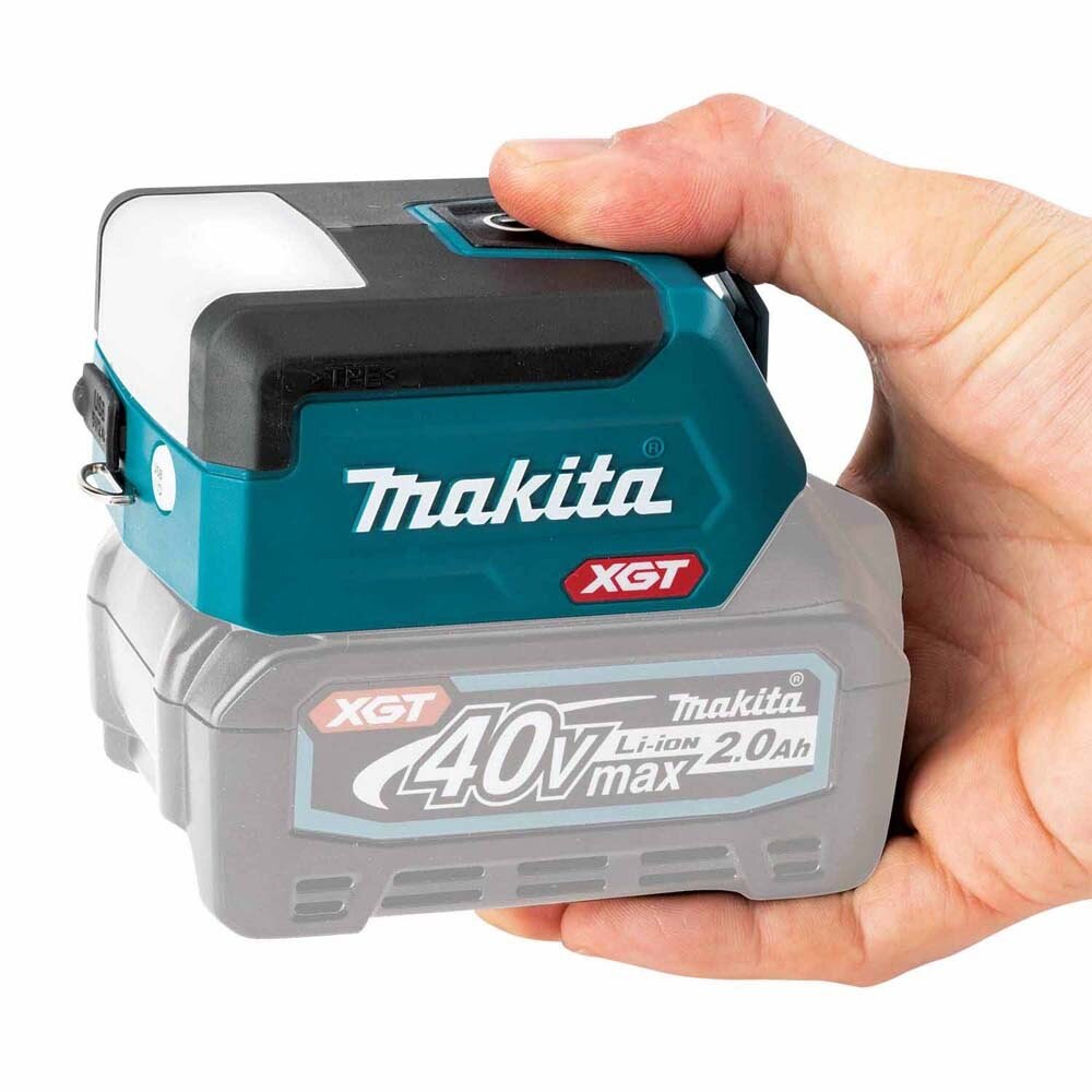 Makita ML011G 40V max XGT Compact L.E.D. Flashlight, Flashlight Only(Bare tool)