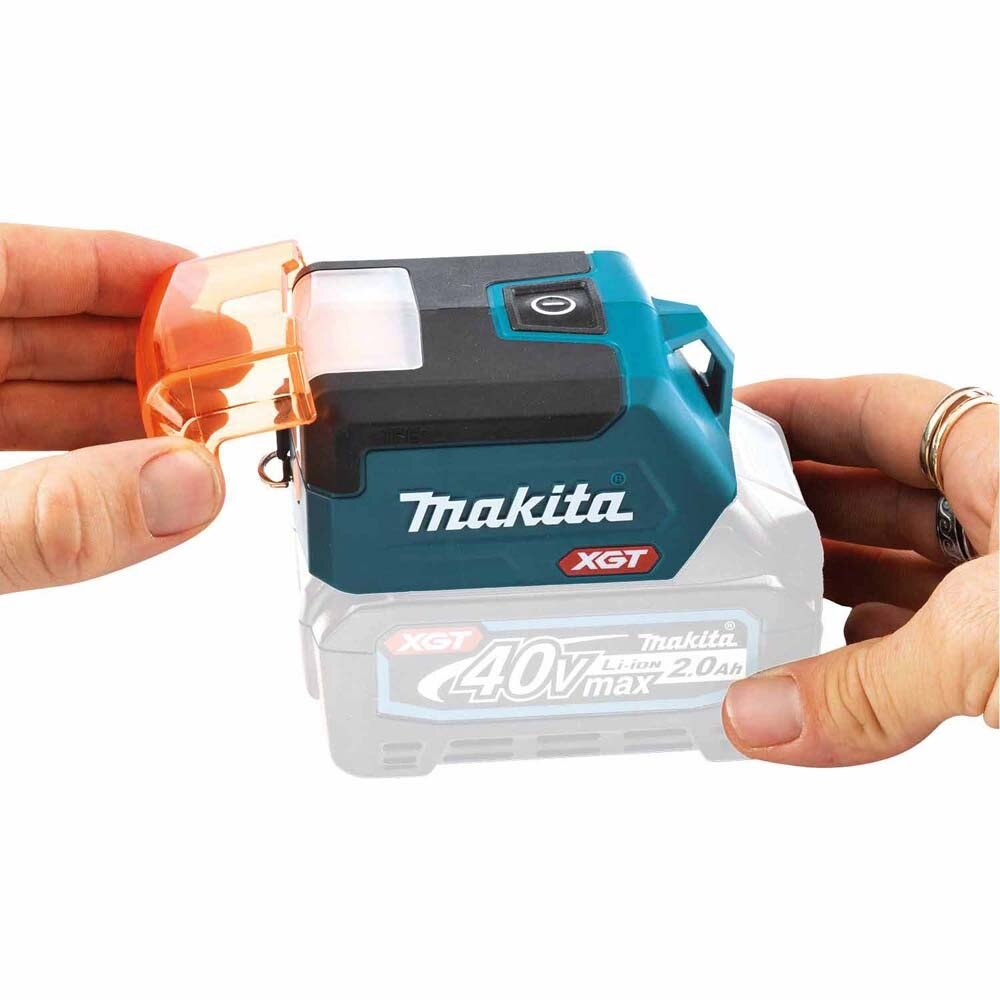 Makita ML011G 40V max XGT Compact L.E.D. Flashlight, Flashlight Only(Bare tool)