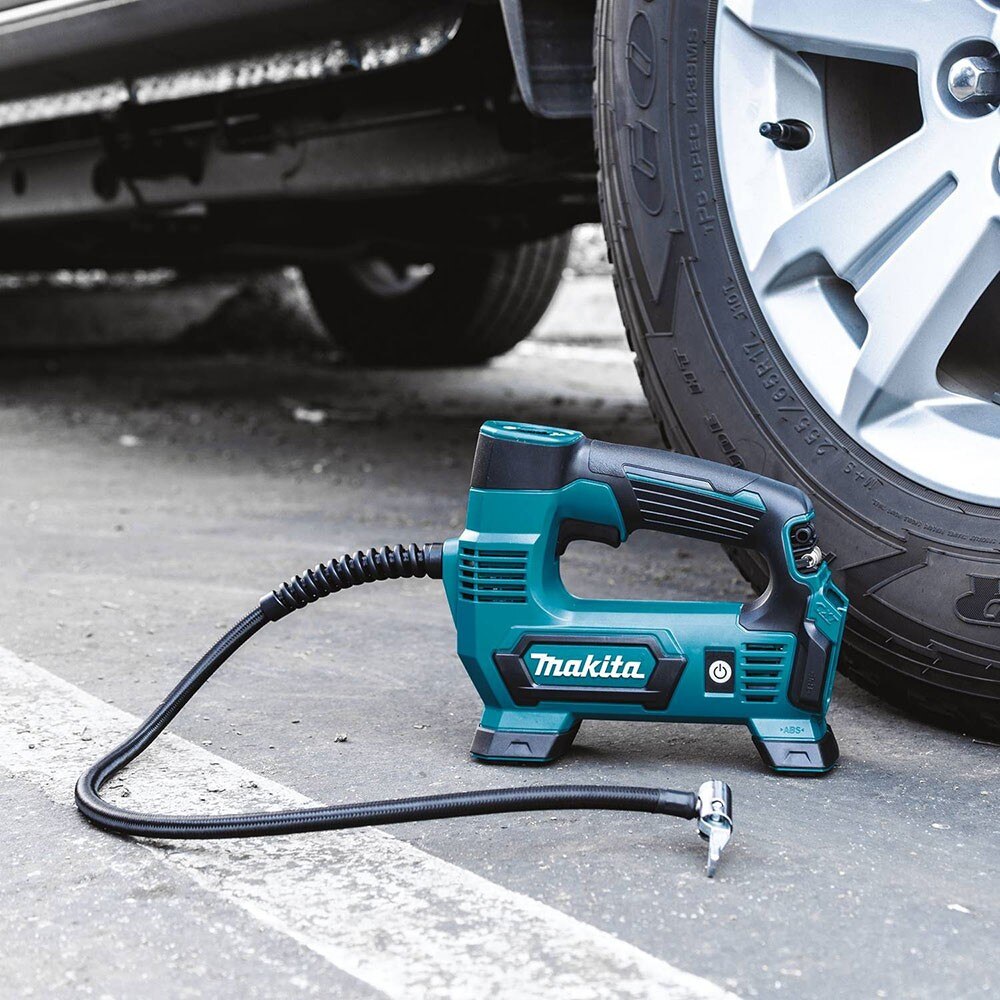Makita MP100DZ 12V Max CXT Lithium-Ion Cordless Inflator, Tool Only