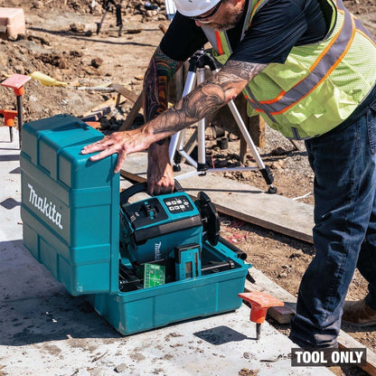Makita SKR001Z 18V LXT Green Dual Slope 360 Degree Rotary Laser Level 2600 ft with Case (Tool Only)